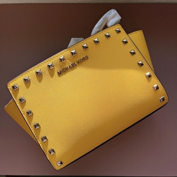 MICHAEL KORS Selma Stud Leather Medium Messenger Crossbody Sunflower $248 NWT - Picture 7 of 10